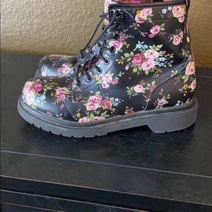 Floral boots
